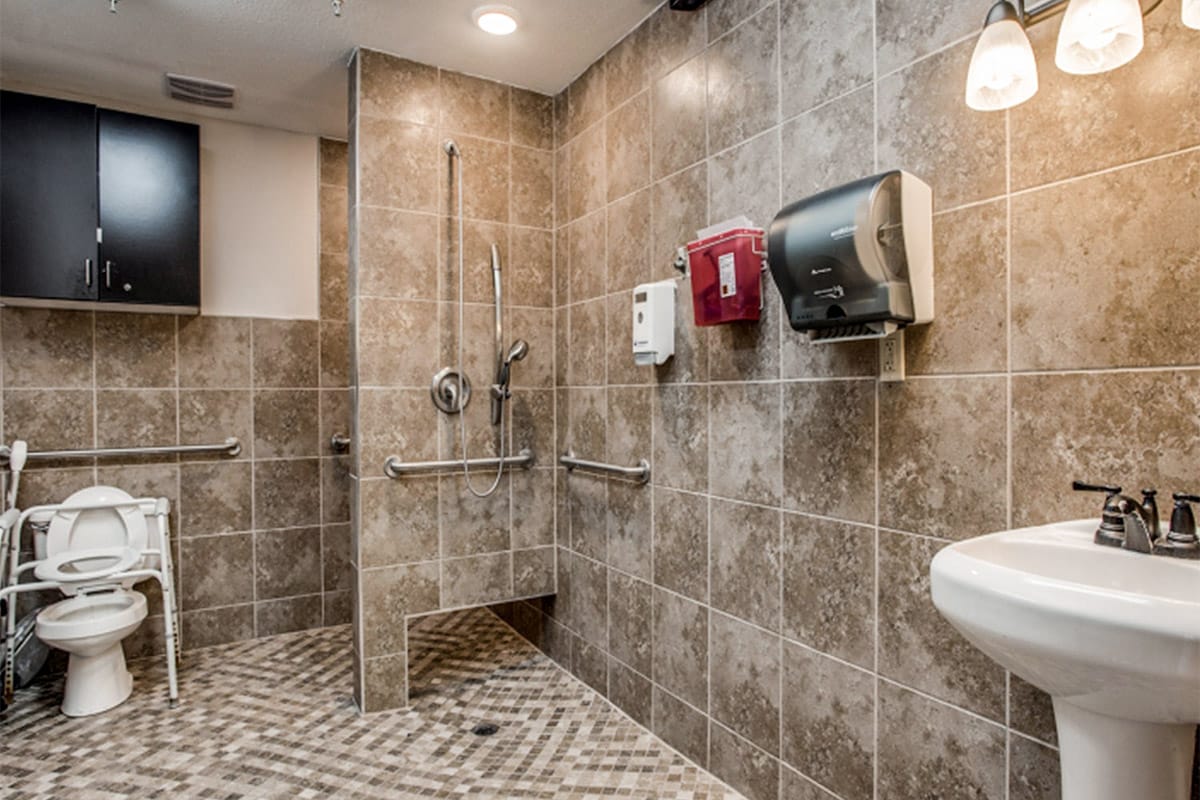 Private bathroom at Ennis Care Center